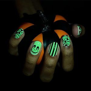 Boo Crew- Halloween Glow-In-The-Dark Nail Polish Strips